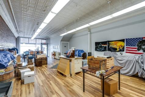 127 E Main Street Ravenna OH 44266