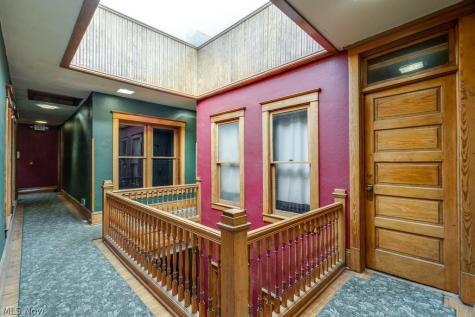 127 E Main Street Ravenna OH 44266