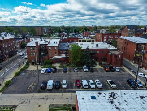 127 E Main Street Ravenna OH 44266