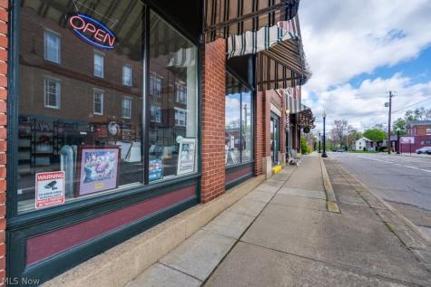 127 E Main Street Ravenna OH 44266