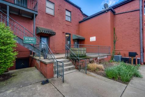 127 E Main Street Ravenna OH 44266