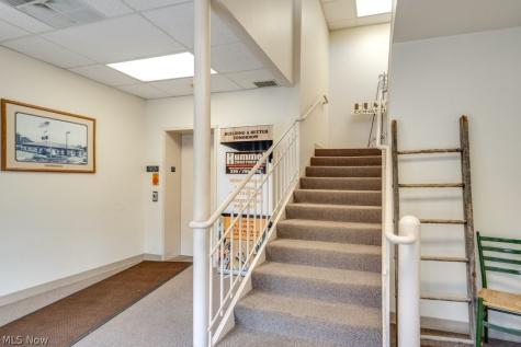 127 E Main Street Ravenna OH 44266