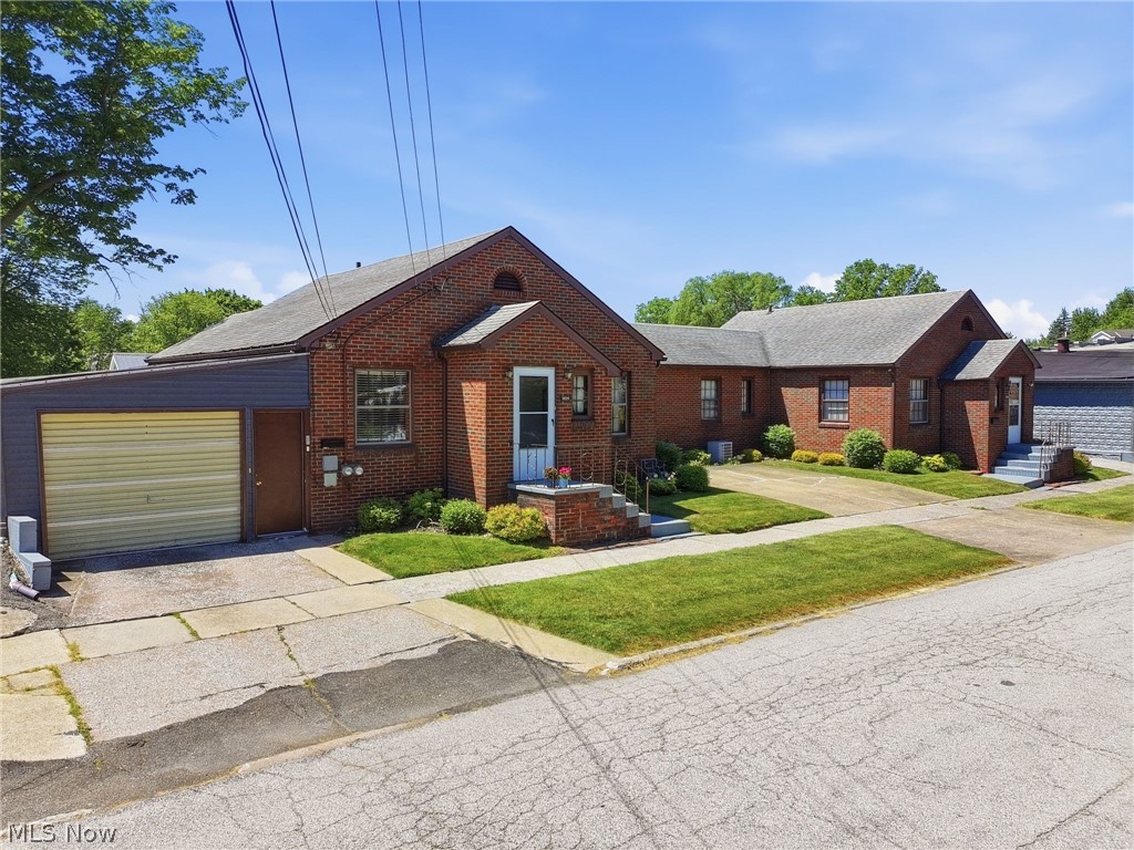 1606 Columbus Avenue Ashtabula OH 44004