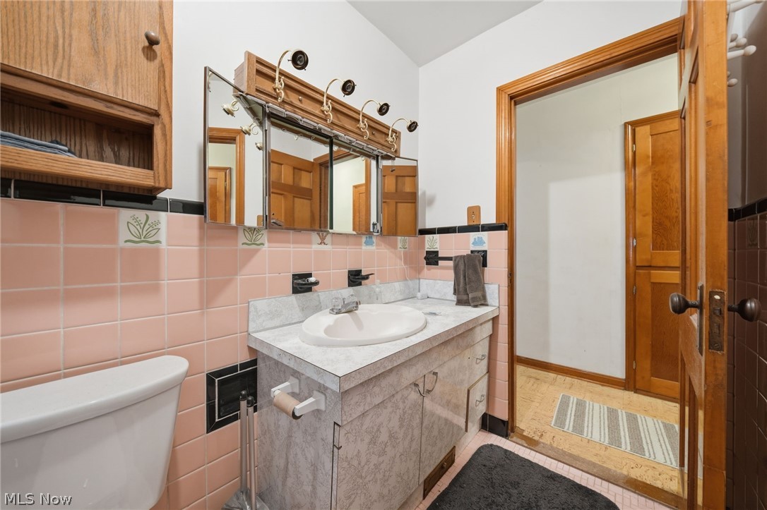 1606 Columbus Avenue Ashtabula OH 44004