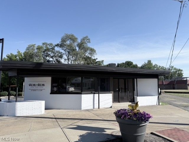 21055 Lorain Road Cleveland OH 44126