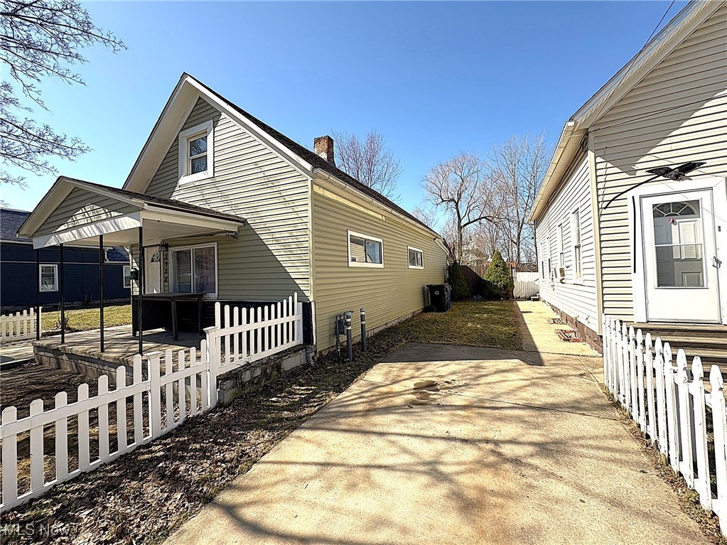 3328 W 61st Street Cleveland OH 44102