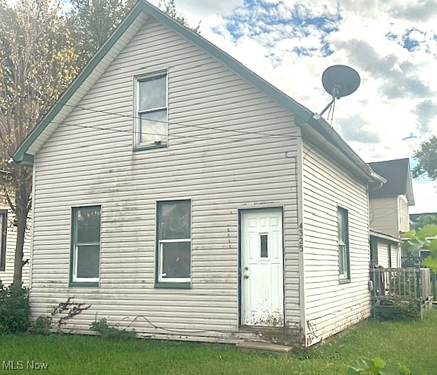 3328 W 61st Street Cleveland OH 44102