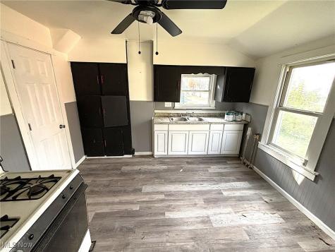 3328 W 61st Street Cleveland OH 44102