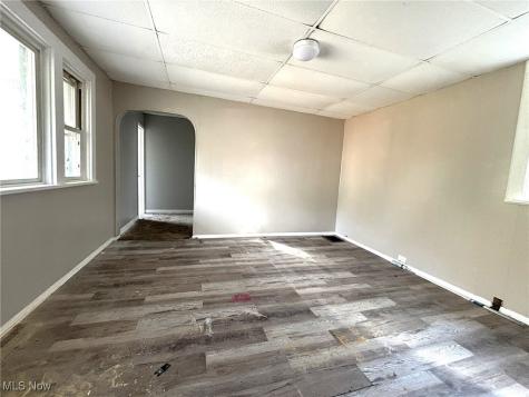 3328 W 61st Street Cleveland OH 44102