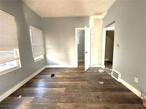 3328 W 61st Street Cleveland OH 44102