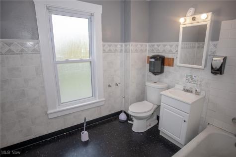 3600 E 59th Street Cleveland OH 44105