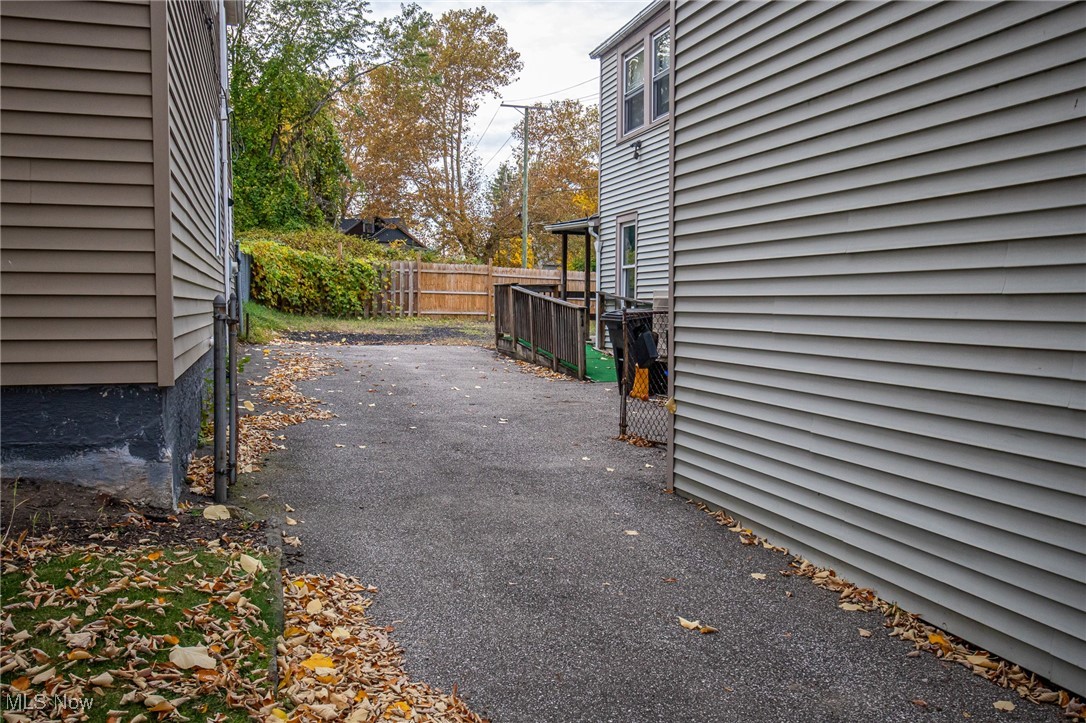 3600 E 59th Street Cleveland OH 44105