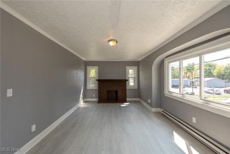 1412 West Avenue Elyria OH 44035