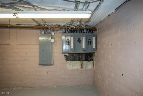 1412 West Avenue Elyria OH 44035
