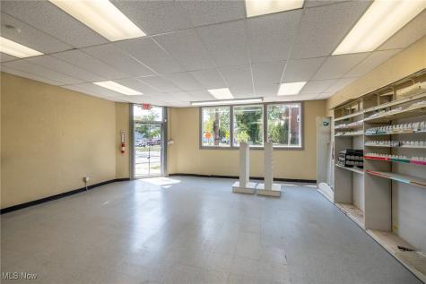 1412 West Avenue Elyria OH 44035