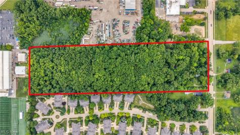 6852 Eastland Road Middleburg Heights OH 44130