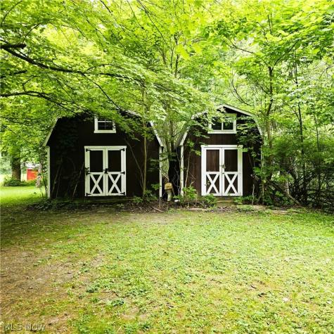 6852 Eastland Road Middleburg Heights OH 44130