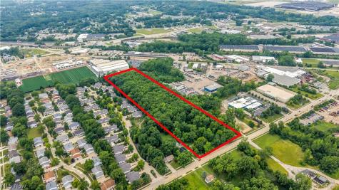 6852 Eastland Road Middleburg Heights OH 44130