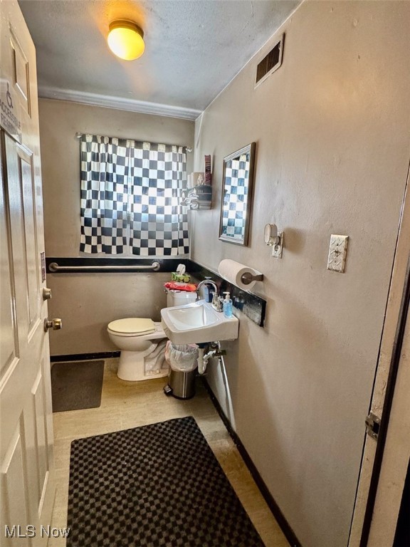 911 State Route 14 Deerfield OH 44411