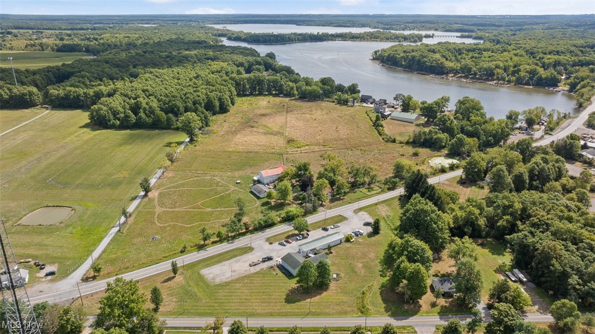 911 State Route 14 Deerfield OH 44411