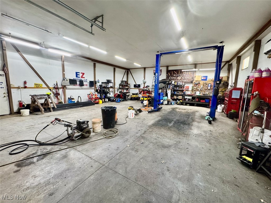 911 State Route 14 Deerfield OH 44411