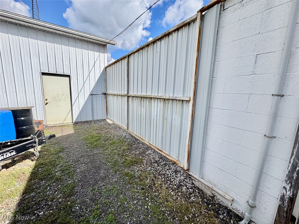 911 State Route 14 Deerfield OH 44411