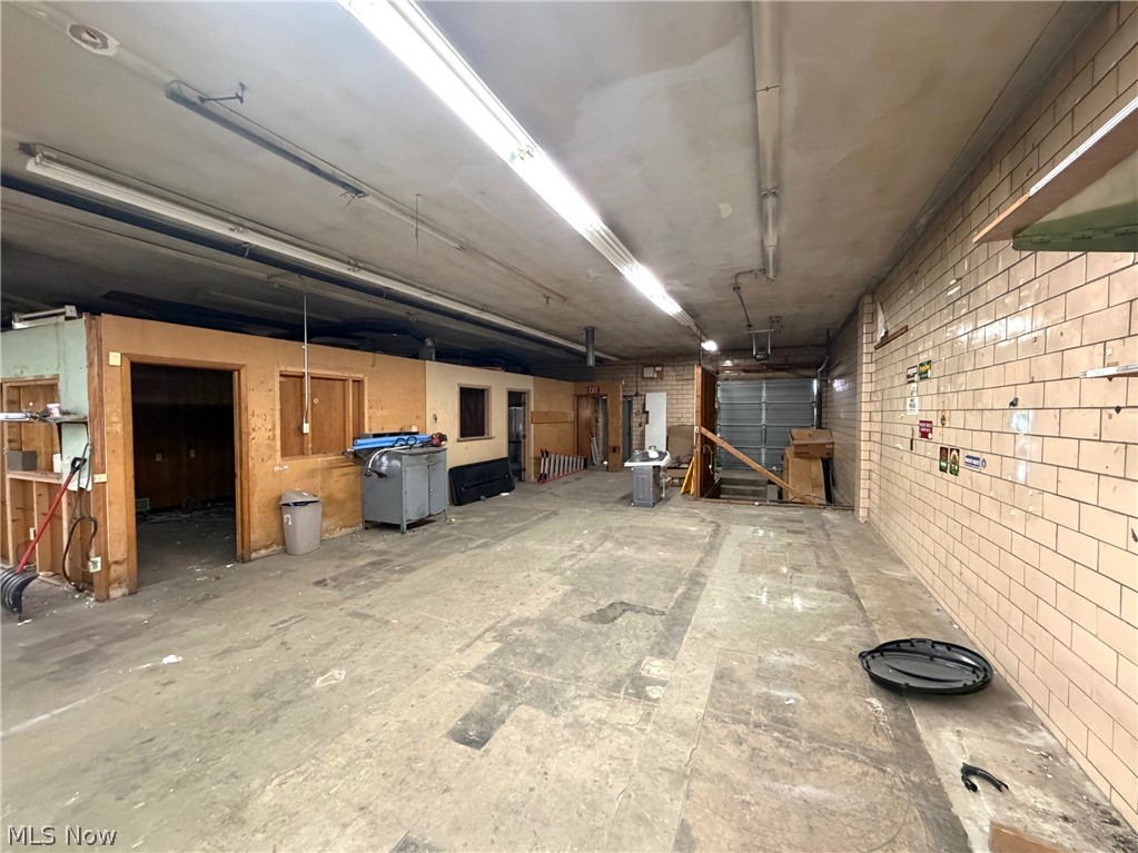 221 Cherry Avenue NE Canton OH 44702