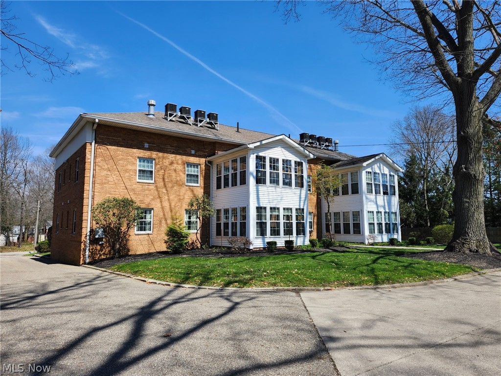 1166 -1170 Sunset Drive Alliance OH 44601