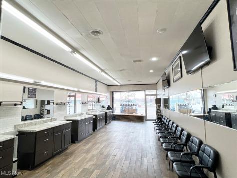 3346 Oberlin Avenue Lorain OH 44053