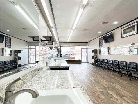 3346 Oberlin Avenue Lorain OH 44053