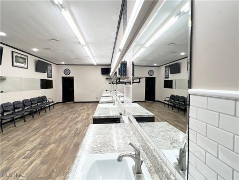 3346 Oberlin Avenue Lorain OH 44053