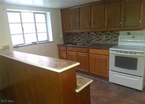 1911 Fulton Road Canton OH 44709