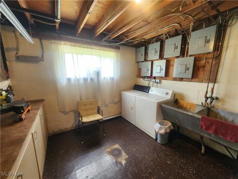 1911 Fulton Road Canton OH 44709