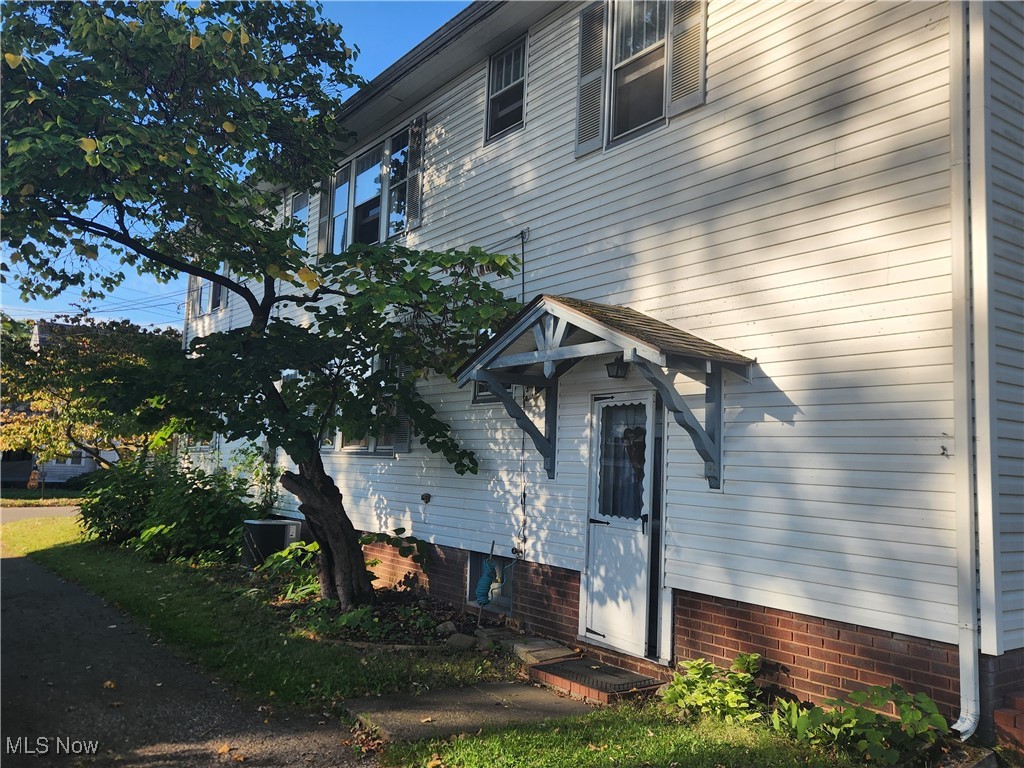 1911 Fulton Road Canton OH 44709