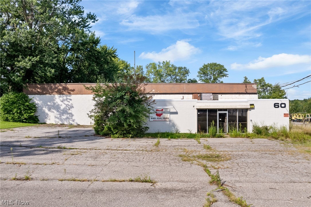 60 Williams Street Grand River OH 44045