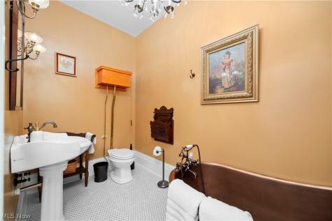 403 E Adams Street Sandusky OH 44870
