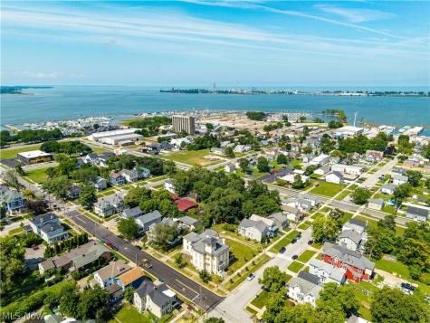 403 E Adams Street Sandusky OH 44870
