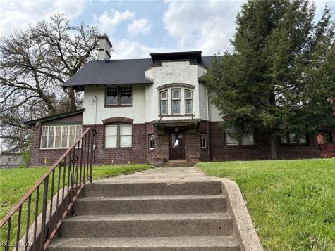 1421 Market Avenue N Canton OH 44714