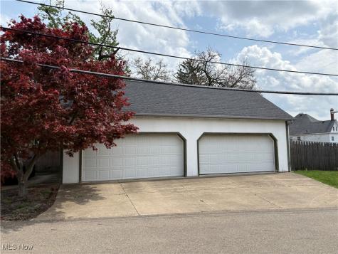 1421 Market Avenue N Canton OH 44714