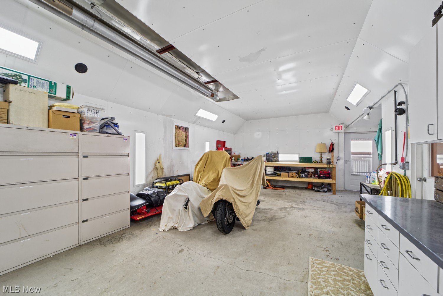 7608 Lake Avenue Cleveland OH 44102