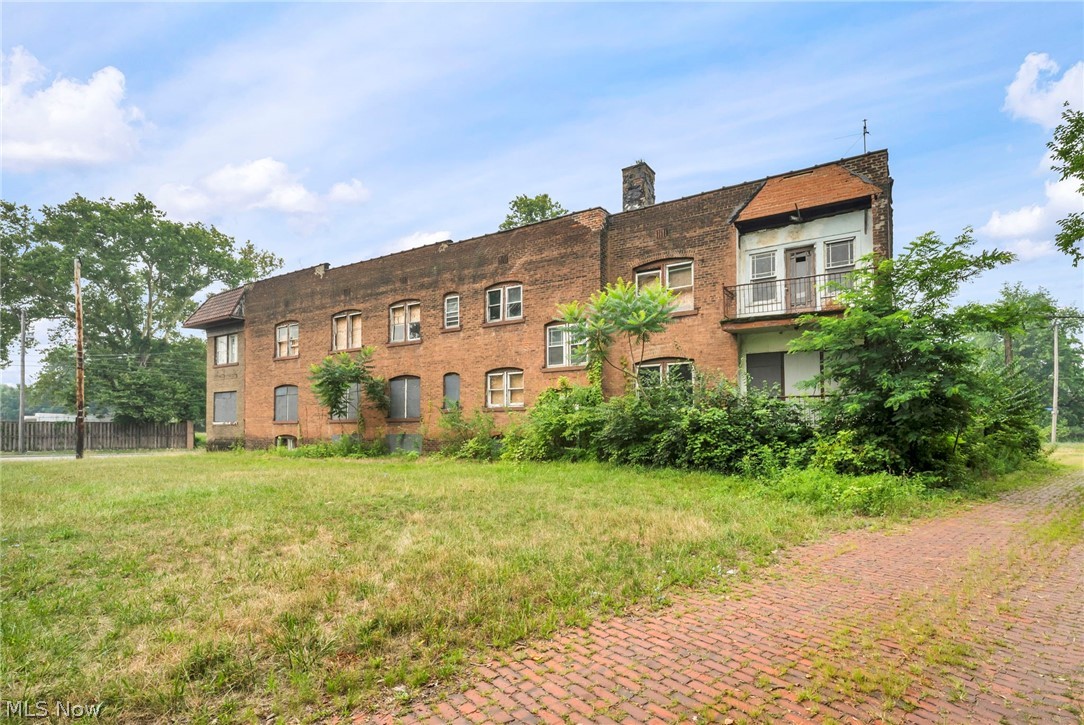 13515 Saint Clair Avenue Cleveland OH 44110