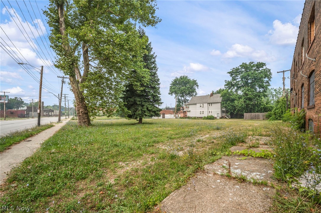 13515 Saint Clair Avenue Cleveland OH 44110