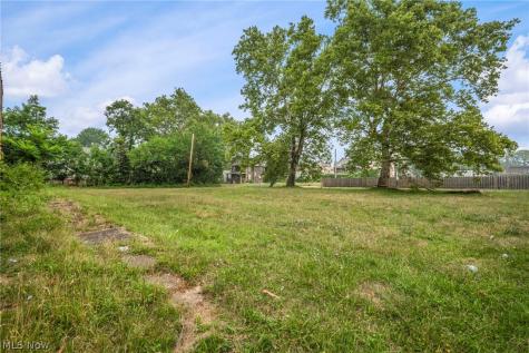 13515 Saint Clair Avenue Cleveland OH 44110