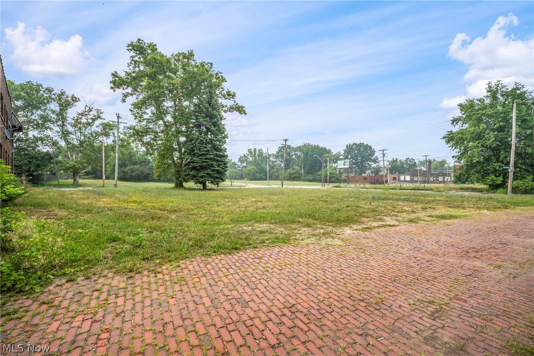 13515 Saint Clair Avenue Cleveland OH 44110