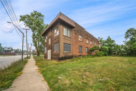 13515 Saint Clair Avenue Cleveland OH 44110