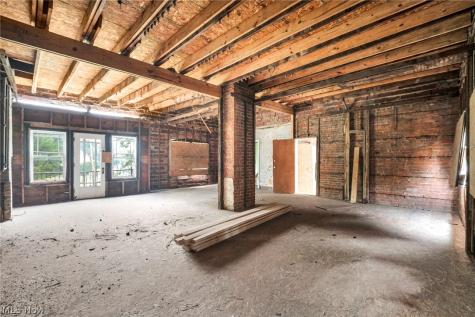 13515 Saint Clair Avenue Cleveland OH 44110