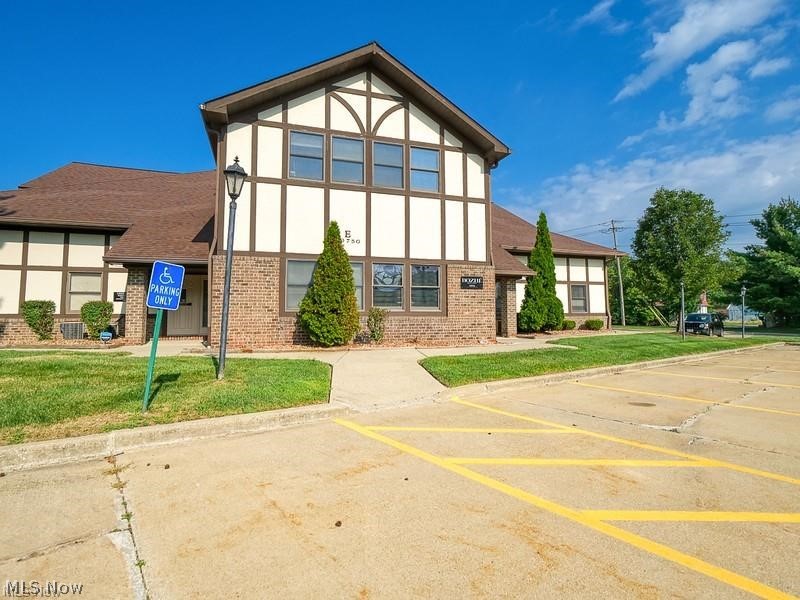 10850 Pearl Road Strongsville OH 44136