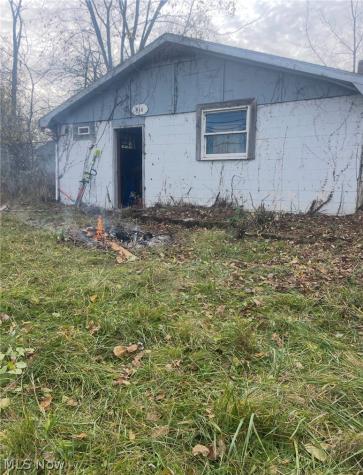 946 W Liberty Street Medina OH 44256