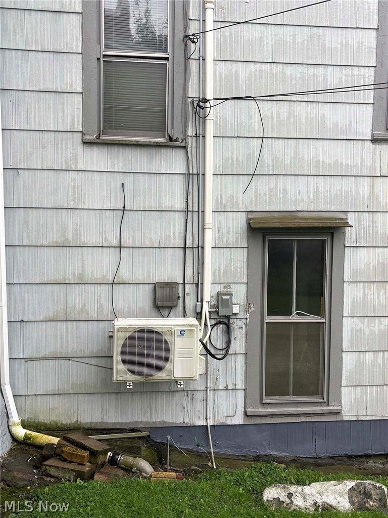 151 S Muskingum Street Cadiz OH 43907