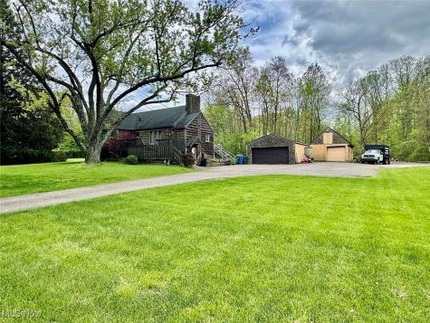 1134 E Turkeyfoot Lake Road Akron OH 44312